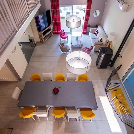 Casa vacanze La D'elvine - Maison Avec Grand Jardin