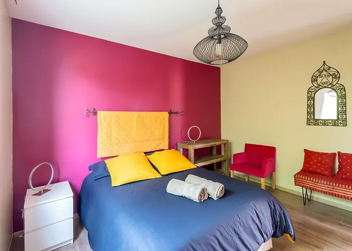 La D'elvine - Maison Avec Grand Jardin Hébergement de vacances *